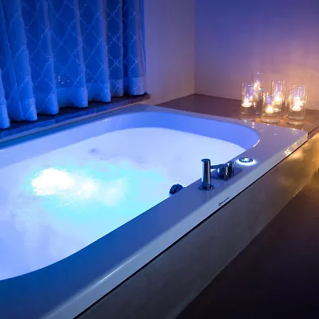 Elegant In Papiano With Whirlpool Holiday home